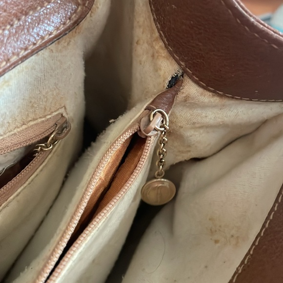Gucci Diana Tan Leather Tote - Picture 15 of 16